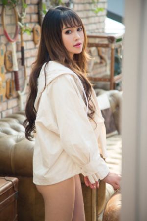 毛茸茸bbwbbw中国妓女-暖暖英文版字幕