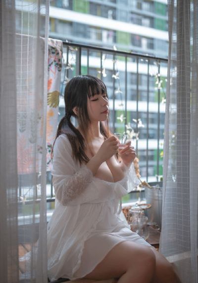 杨幂醉酒13分钟视频-枪版完整在线观看