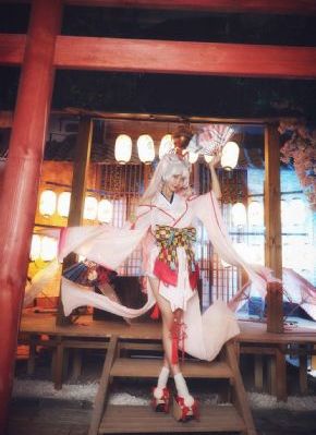 秋霞AAv无码-午夜剧场电影免费在线