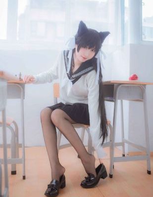 美女张开下身让男人桶-双语中字国语版中文版